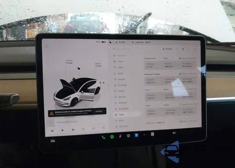 2023 Tesla Model 3 Rear-Wheel Drive z USA, uszkodzony, nr VIN 5YJ3E1EA2PF619622